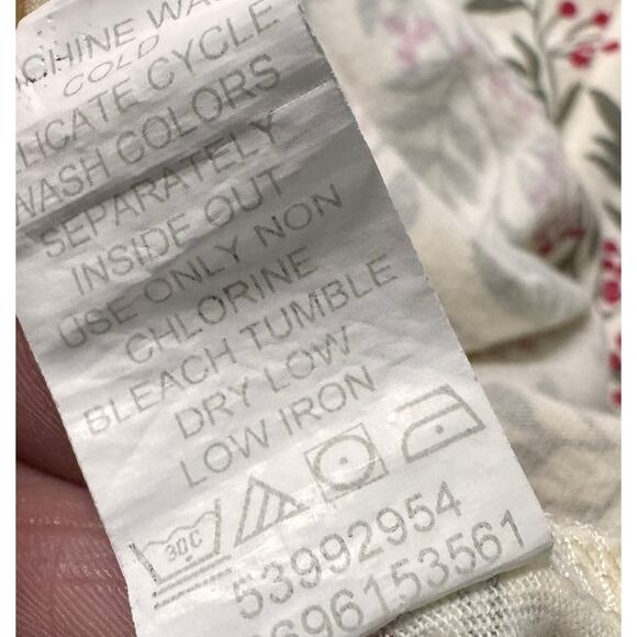 Woman Within Size 22/24 1X Long Sleeve TShirt Holiday Holly Berry Cotton Poly - Picture 6 of 8